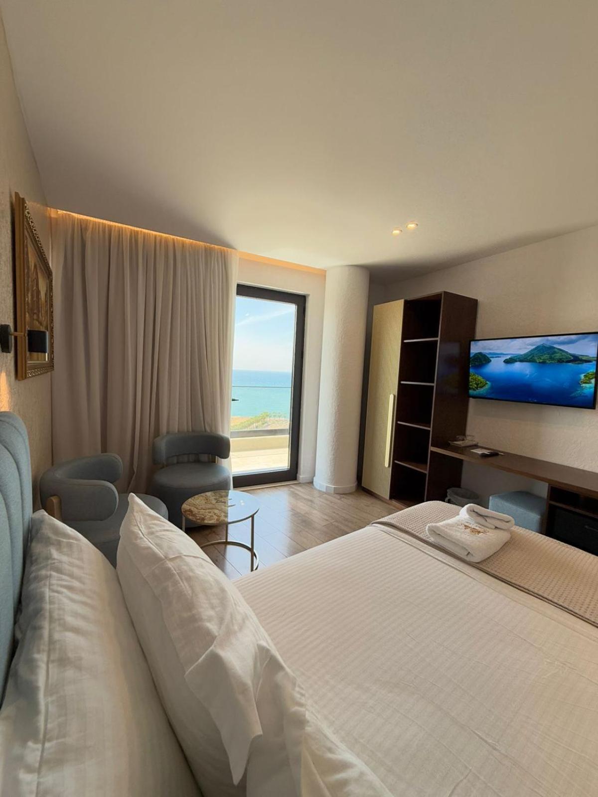 The Queen'S Lion Premium Hotel Sarandë Eksteriør billede