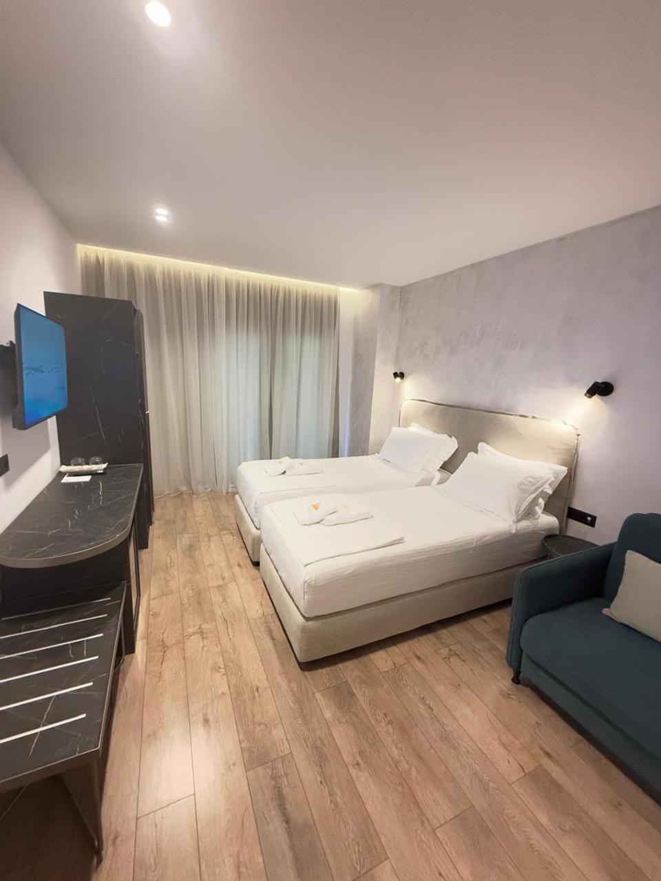 The Queen'S Lion Premium Hotel Sarandë Eksteriør billede