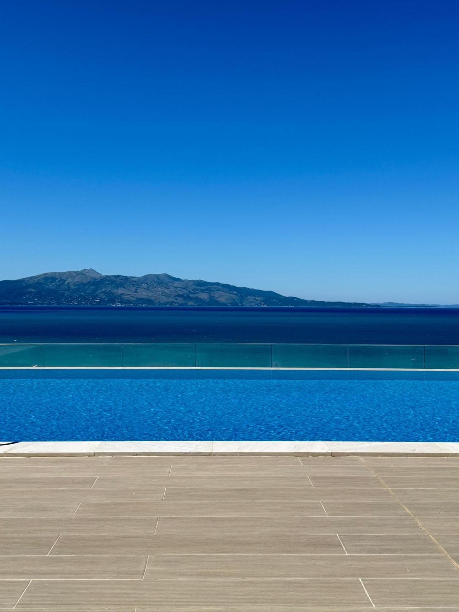 The Queen'S Lion Premium Hotel Sarandë Eksteriør billede