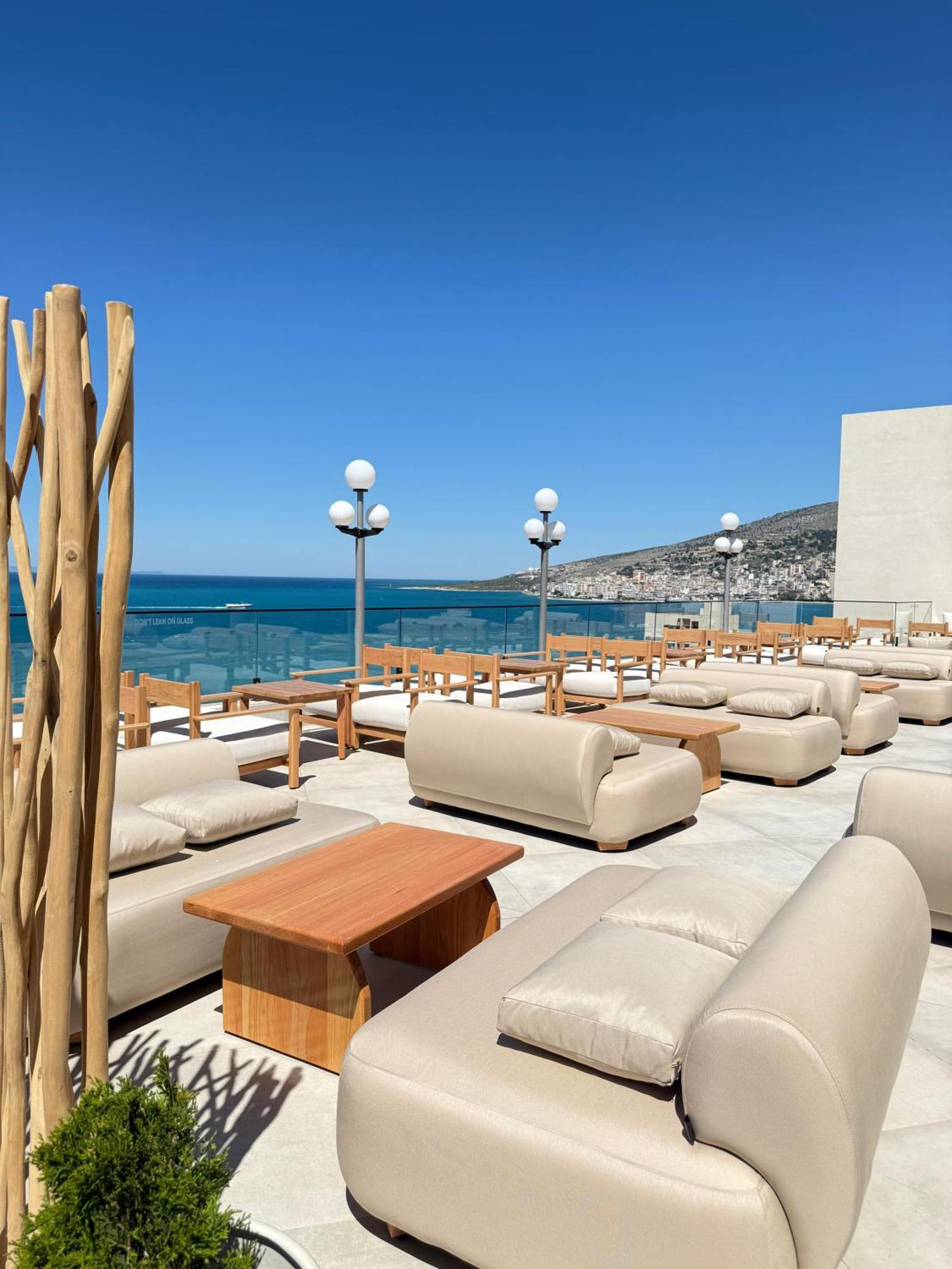 The Queen'S Lion Premium Hotel Sarandë Eksteriør billede